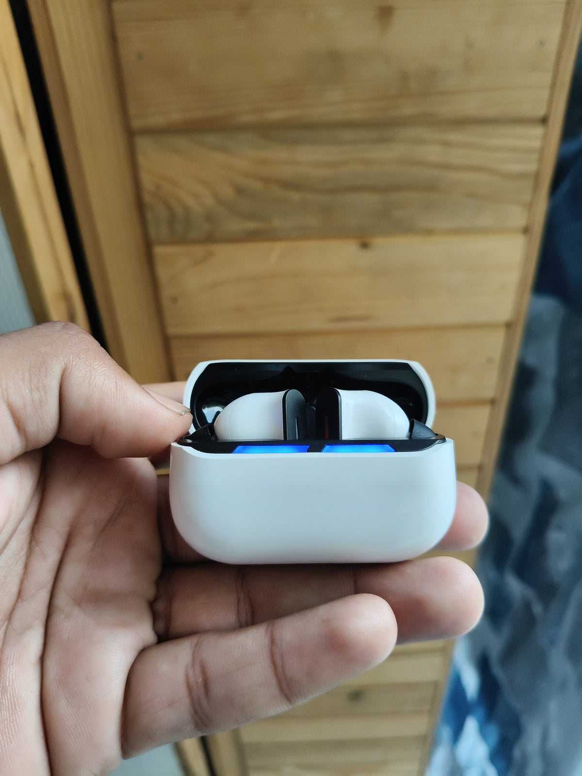 RoboBuds Wireless Earphones with ENC